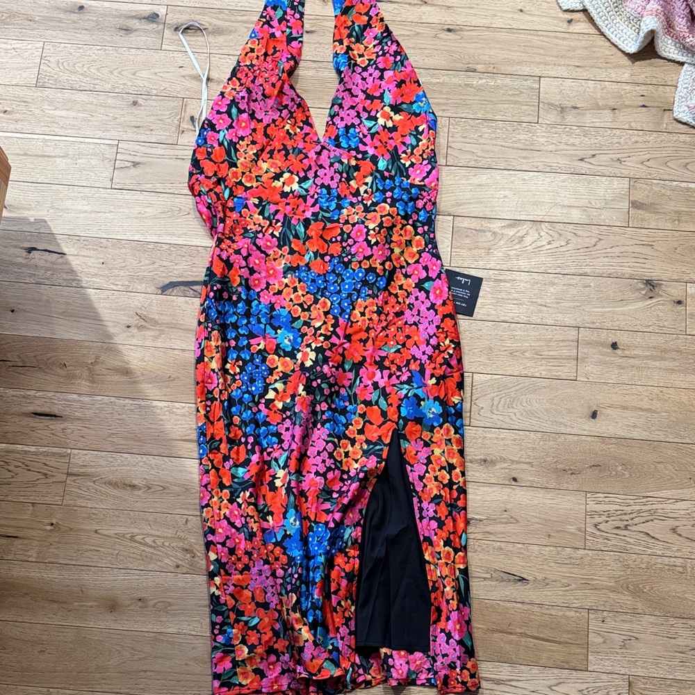 Lulus NWT floral halter dress.